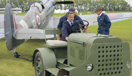 Vi kommer att försöka flyga flera turer men antalet platser är begränsade så boka i tid. Mer information finns på: www.f11museum.se Flight 502 Avgång Nyköping-Skavsta: Mitt på dagen.