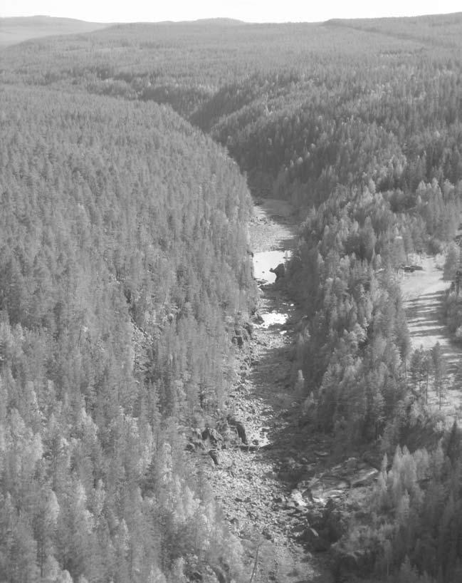 årsmötet i Dalarna sattes skylt nummer 14 upp på Bondgården i Älvdalen.