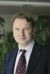 VD har ordet VD har ordet Accelerator har sedan sommaren 2005 byggt upp en koncern med bolag kring de mest lovande av våra kommersiellt utvecklingsbara projekt främst inom områdena Medicinsk Teknik