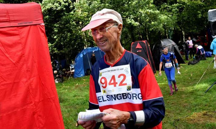 Det är på morgonen söndagen den 7 maj 2017. Rune Isaksson och Roy Owesson är med Runes bil på väg till OK Kontinents tävling Palmsprinten.