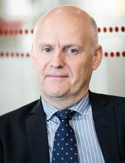 Steven Glazer Magnus Nilsson STYRELSELEDAMOT SEDAN 2016 STYRELSELEDAMOT SEDAN 2014 Aktier: Aktier: Läkare, utbildad vid Copenhagen University, specialist inom Internmedicin, född 1948 Läkare,