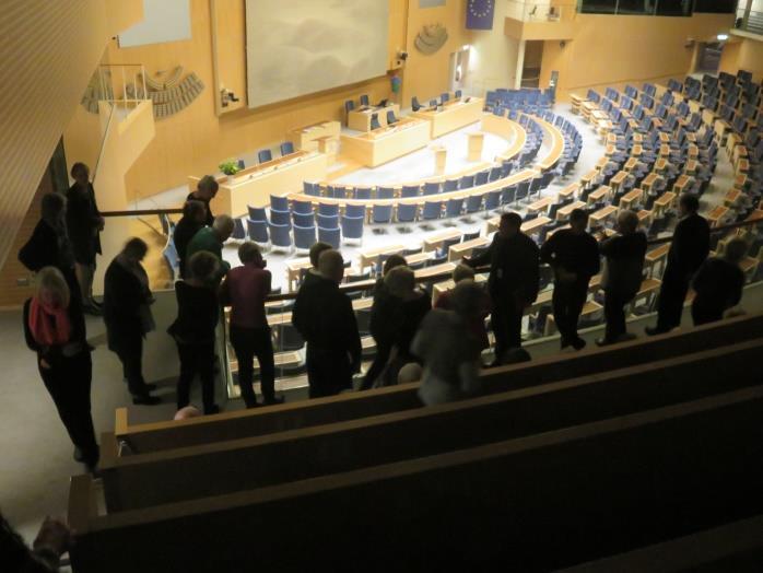 ett besök i Riksdagshuset där riksdagsman Per Lodenius, hemmahörande i Norrtälje,