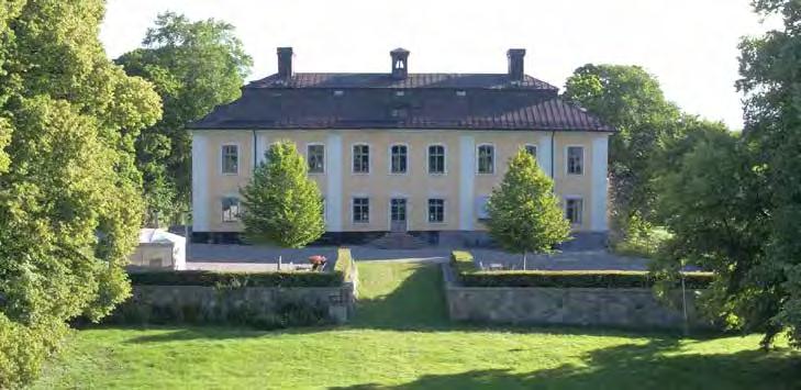 Utbildningen berör ett flertal olika infektionssjukdomar och skall ses som ett komplement till SK-kurser. I checklistan rekommenderas att man deltar i fallseminarium en till två gånger under sin ST.