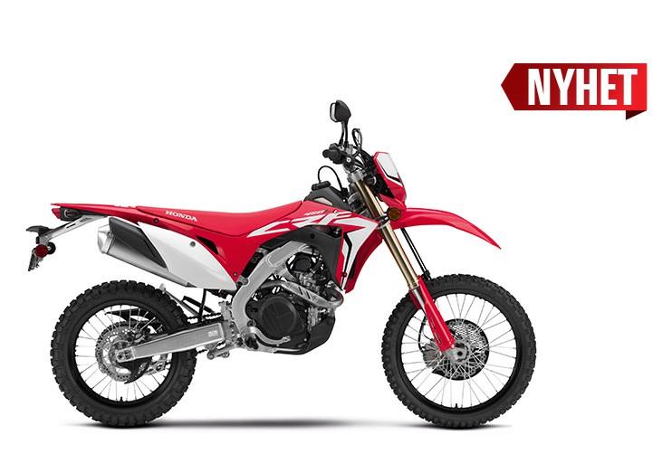 CRF450L CRF450L Hondas nya landsvägsregistrerade offroadhoj bygger på crossen CRF450R och har ett robust och lätt chassi som är konstruerat för maximalt grepp.