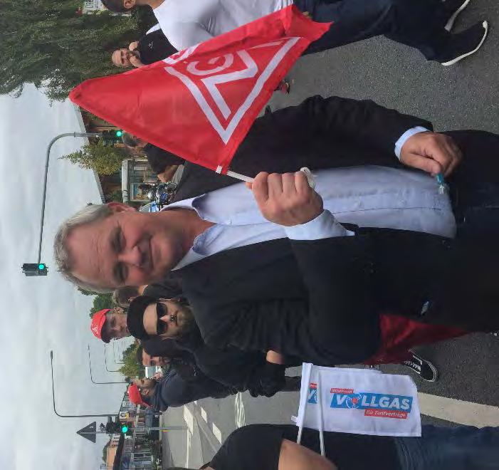 Höstrepresentantskapsmötet gästades av LOs andre vice ordförande Berit Müllerström som bland annat pratade om #metoo-rörelsen samt Kim Peterson som föreläste om sin väg från högerextremism till