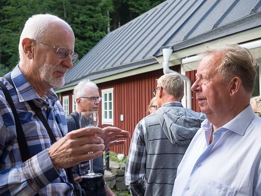 upp till Skäralids restaurang.