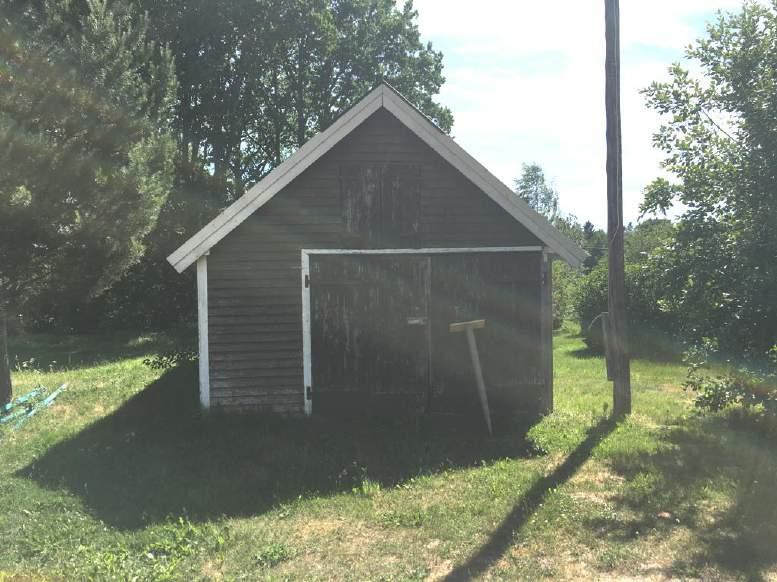 Bild 6: Förråd/ garage