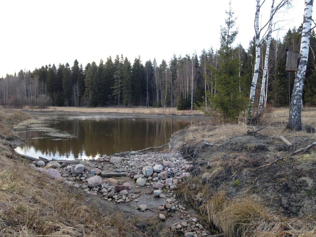 ringen på sin fastighet. Med systematisk dagvattenhantering förebyggs skador som dagvatten förorsakar miljön och fastigheten genom att även beakta ändring av klimatet över ett långt tidsperspektiv.