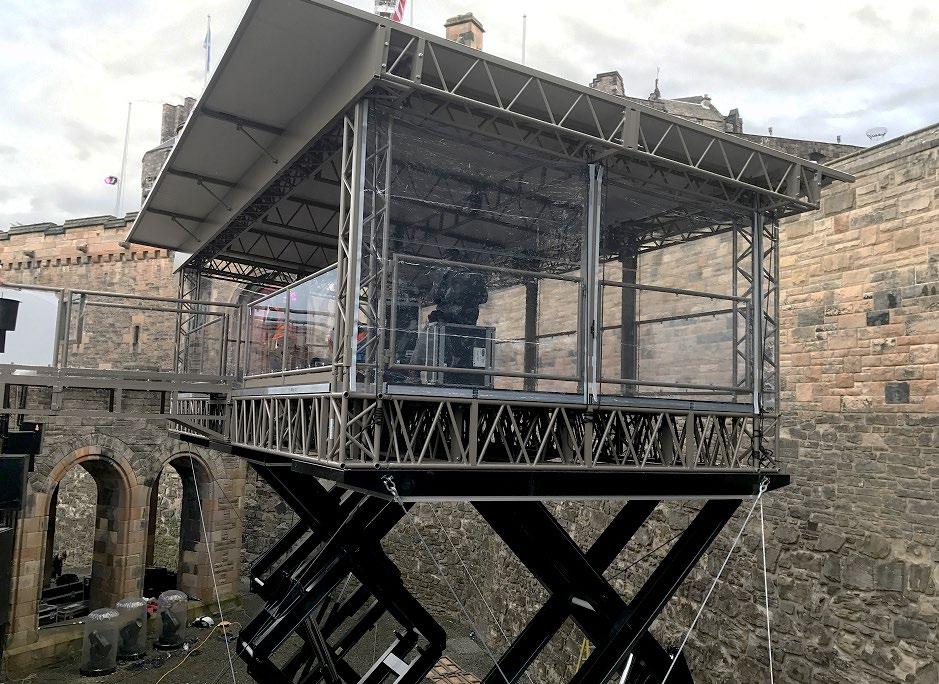 Prestigeorder till skotsk festival Militärmusikfestivalen Royal Edinburgh Military Tattoo i Skottland har gjort stora investeringar i ett nytt scenbygge.