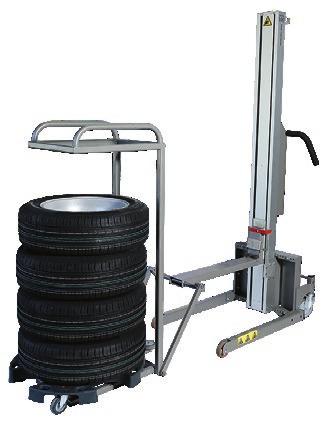 FAKTA DÄCKMONTERARE Dimension 750 x 750 x 1350 mm Maxlyft 130 kg Lyfthöjd 1235 mm Vikt 49 kg Kraft