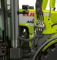 hydraulanslutningar SHOCK ELIMINATOR som skonar traktor, frontlastare, redskap och förare. Säkerhetsventil med elektrisk omkoppling, kombinerbar med SHOCK ELIMINATOR FL C.