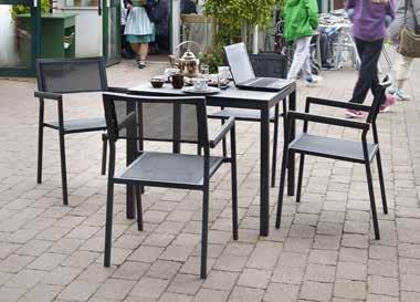 Kombinera med barstolarna Duca i Italiensk design.