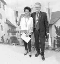 Firmengründer der Unternehmensgruppe, Herr Hartmut Ostermann, sowie die Geschäftsführerin unseres Pro Seniore Hauses, Frau Dr.