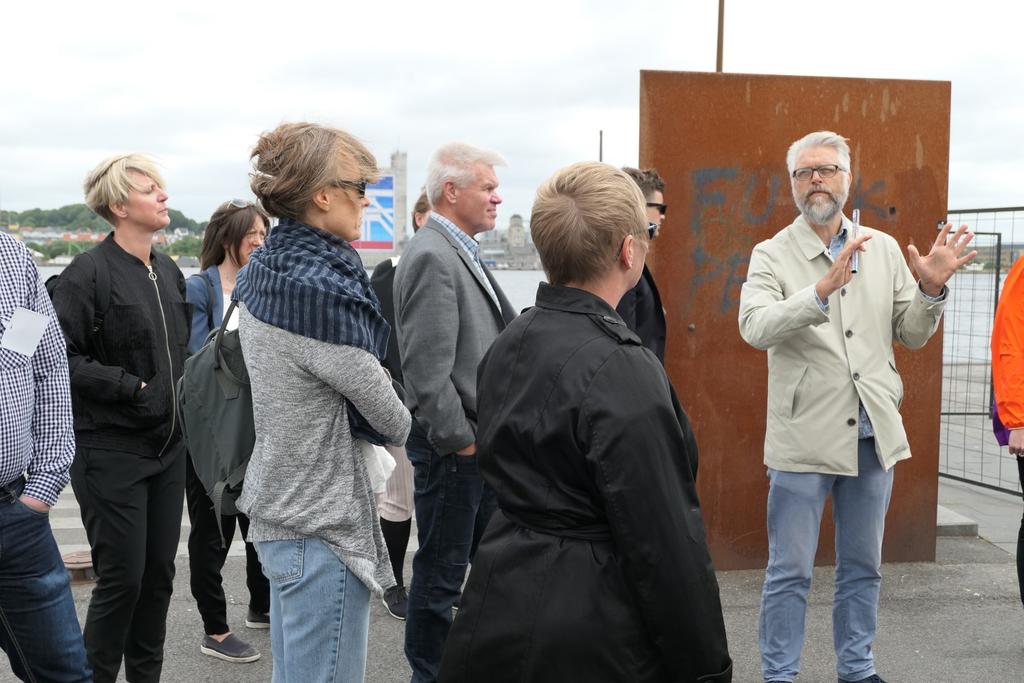 GENOMFÖRANDE Värdstaden har det övergripande ansvaret för genomförandet av labbet, i nära samarbete med kansliet.