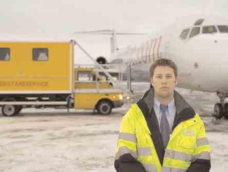 FUNKTIONSHINDRADE I FLYGTRANSPORTSYSTEMET att resa. Endast fem av tio synskadade uppger att de kan resa utan besvär. Detta kan jämföras med drygt sex av tio 23 samt drygt sju av tio 22.