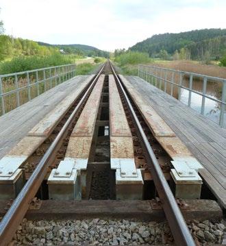 m (spv 20,0 m). Bron har en totalvikt av ca 41 ton.