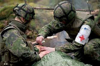 Utbildningen fortgår med målsättningen att få fram skickliga krigsmän och samtidigt göra dem förtrogna med militärpolisernas kristida uppgifter.