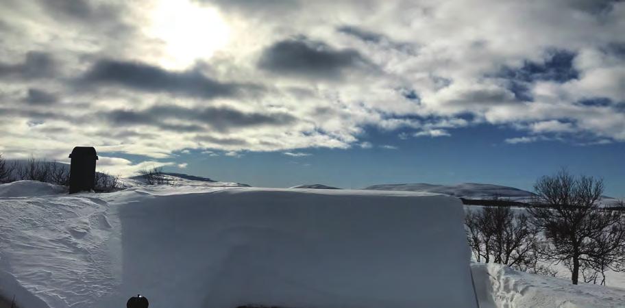 öppet varje dag - hela säsongen - 11:00-15:00.* Färdbeskrivning - På skidor från Fjällnäs Åk upp skidleden, mitt emot Strandgården, mot Bruksvallarna.