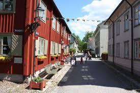 JUNI 2019 TISDAG 18 JUNI BUSSRESA TILL ÖREBRO Start kl 08.00 från Malmköping.