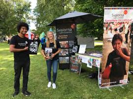 Svalorna LA på plats på festivalerna Peace & Love och Urkult. På bilderna syns Daniel Sahle, Mikaela Engwall, Elin Jakobsen Rydstedt och Cecilia Östman.