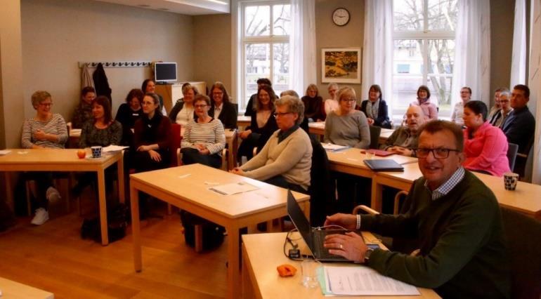 Lärande nätverk - permanenta mötesarenor knutna till Vårdsamverkan Skaraborg,