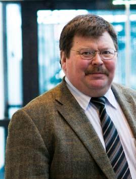 Borås-Kalmar bildar nationellt anhörigcentrum I hård konkurrens valdes FoU-enheterna i Borås och Kalmar ut av Socialstyrelsen för att bilda ett nationellt kompetenscentrum för anhörigfrågor.