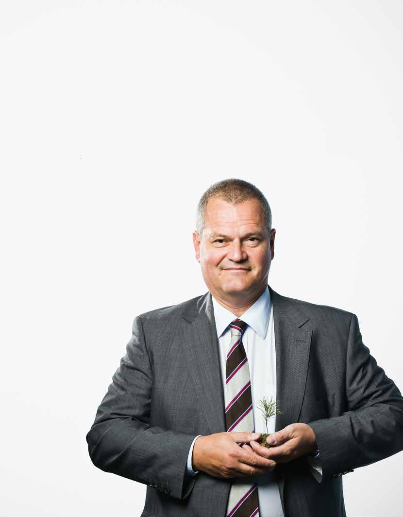Periodiska systemet är en ikon som människor känner igen. Fler har periodiska systemet som hobby än kemi, säger Lars Öhrström, som är professor i oorganisk kemi vid Chalmers.