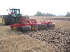 Depth (cm) Reducerad jordbearbetning? Resultat från 101 försök i tempererad klimat: Över hela profilen (0-60 cm) ingen effekt av No Till (NT) jämfört med plöjning (HT) Meurer mlf.