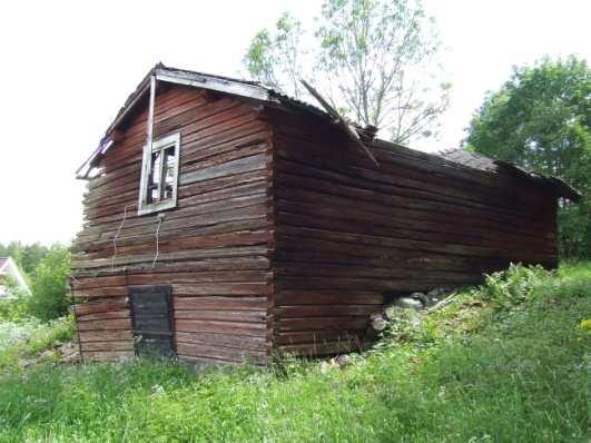 Vad händer i fårhagen? JORDKÄLLARE kulturminne som kommit i dagen och som är väl värd att bevara och vårda Min fastighet, ett f d båtsmanstorp på Järvstabyn 17, omges av kommunal mark.