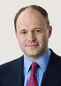 år. Under perioden 2012 2015 var Oleg medlem i Dentons Global Council. Sedan augusti 2016 är han ledamot av tillsynsrådet för PJSC State Export-Import Bank of Ukraine (Ukreximbank).