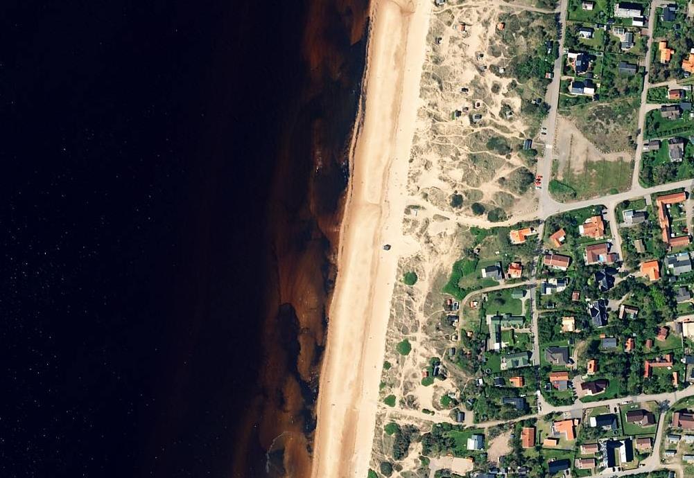 Under senare år har utnyttjandet av strand- och dynområdet ökat.