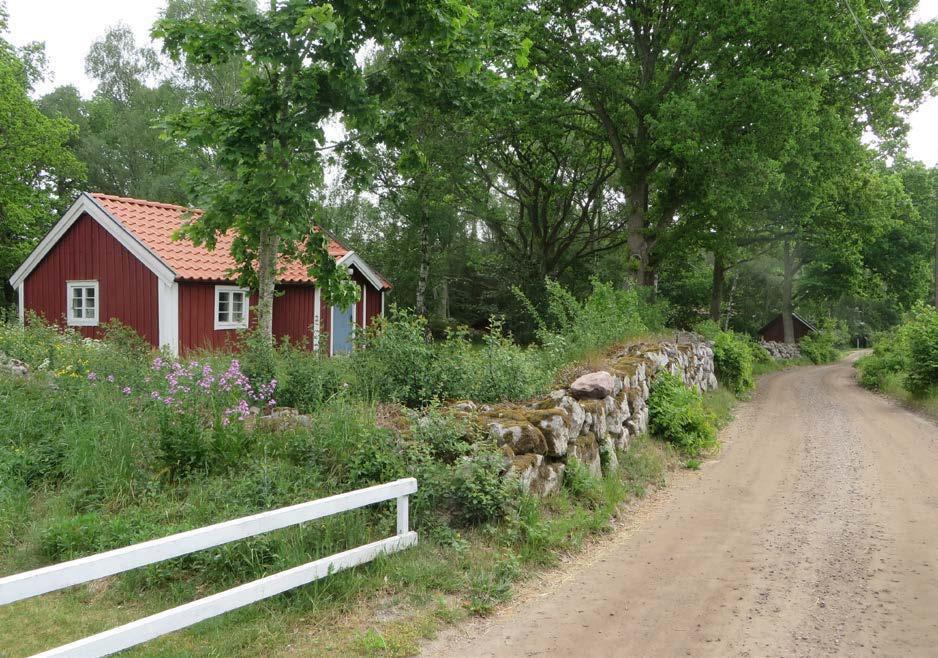 Rekommendationer för att bevara och utveckla kulturhistoriska värden Vägsträckningar och vägmiljöer Det är önskvärt att äldre vägnät, vägsträckningar och den fysiska vägmiljön värnas, med vägarnas