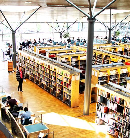 Dagens innehåll 13.15-14.15 Programinformation Anita Malmgren och Petra Wall 14.15-14.25 Studenthälsan, Jenny Davidsson 14.25-14.40 Skrivhandledning, Louise Alvarsson 15.