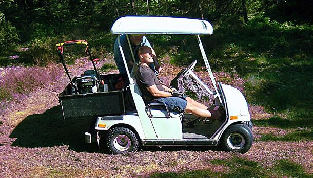 Med mycket mera Parkeringstillstånd för Strandöns parkering Det är ibland svårt att få plats på