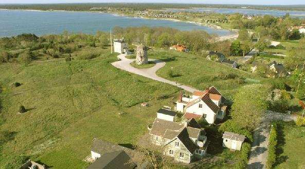 Kalk har utvunnits på Gotland åtminstone sedan 1000-talet.