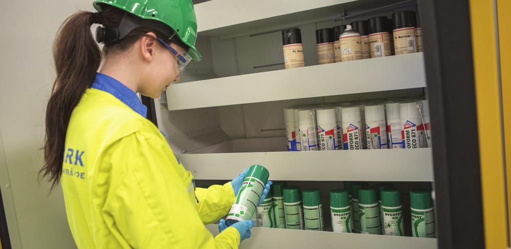 Alla kemiska produkter som används ska vara godkända av FKA och märkta med processklassning. I tabellen nedan ser du vilken processklassning/ märkning av kemiska produkter som förekommer.