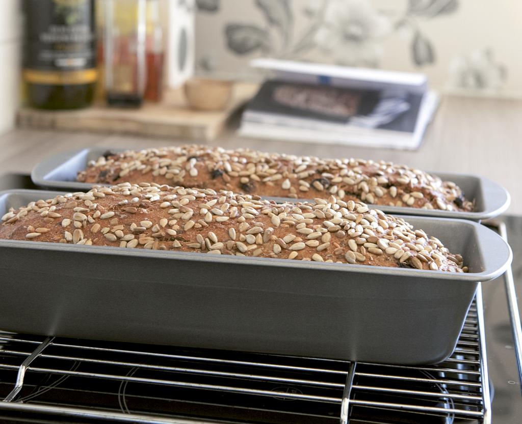Svårt att bestämma dig för vilket hus som passar bäst? Baka goda rågbröd och fika tillsammans med familjen medan ni tänker över saken i lugn och ro.