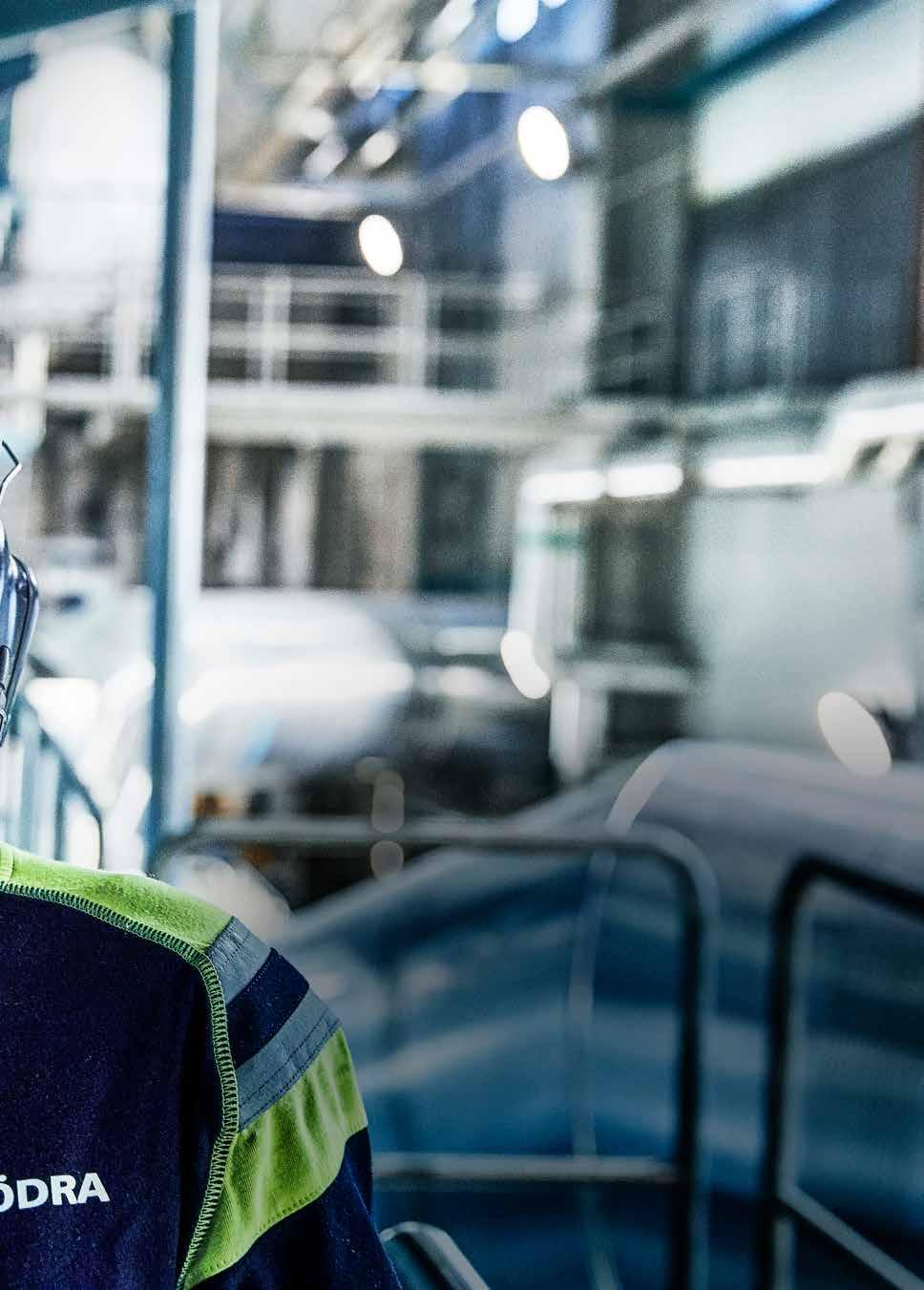 Act of a Hero för ett mer hållbart samhälle CASE Att vara hjälte behöver inte vara svårt. Att aktivt välja produkter som baseras på ett hållbart skogsbruk det är att vara en hjälte.