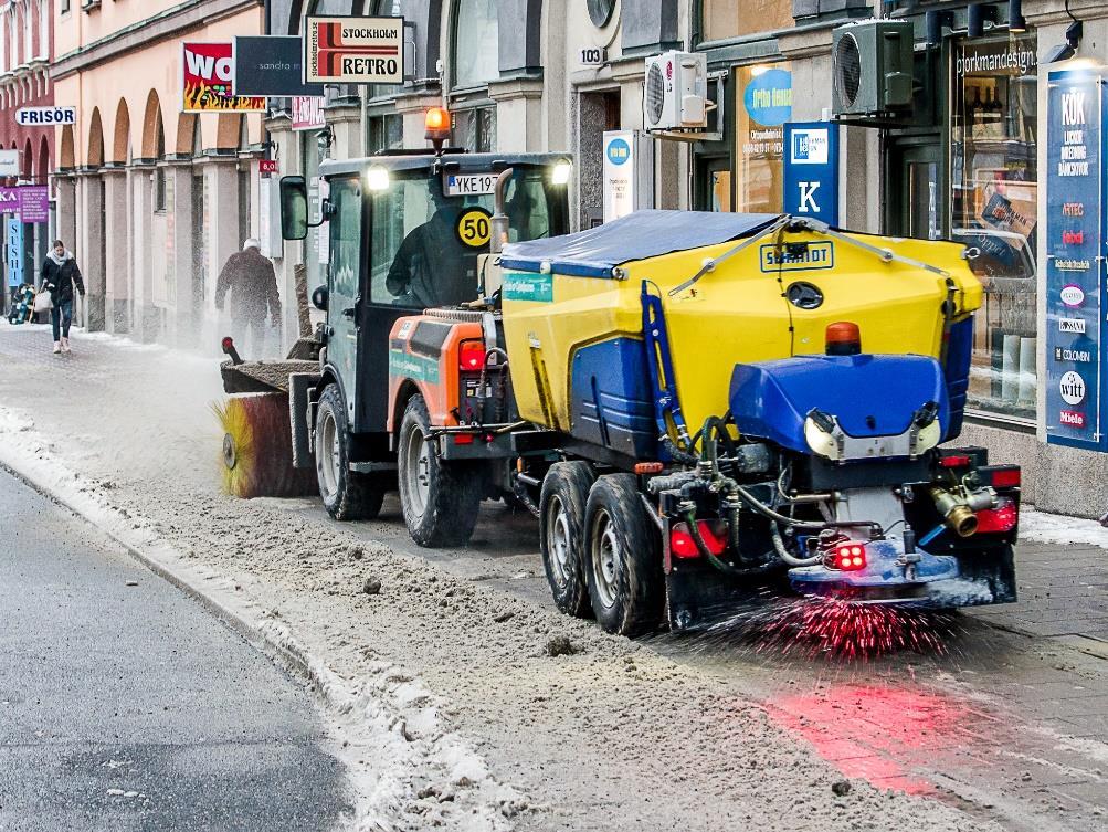 Slutsatsen är att det finns fördelar med att sprida saltet med dysor i jämförelse med saltspridning med tallriksspridare, men att det vid kallare vintrar med mer nederbörd kan vara nödvändigt att