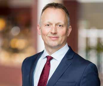 Verkställande ledningsmedlem ansvarig för Emerging Markets, Endo Pharmaceuticals. Head of Latin America, Takeda/Nycomed. Landschefsroller, Roche Pharmaceuticals och Aventis Pharma.