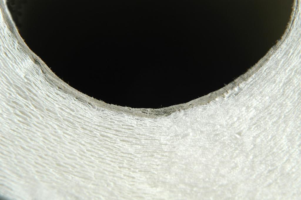 ENTER ECT TOALETTPAPPER ENTER COMPACT TOALETT är ett vitt toalettpapper baserat på 100 % nyfiber, ett helt rent papper utan rester av tungmetaller, toxiner, gifter eller annat återvunnet material.