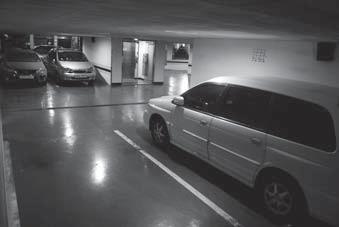 KONTROLLERA EN PTZ-ENHET Med DVR-enheten kan du ändra inställningarna för en PTZ-kamera och en vanlig kamera.