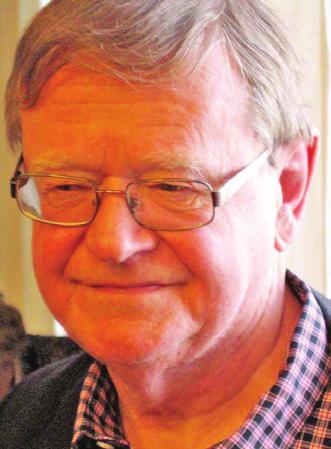 Han har verkat för rökfria flerfamiljshus, som också har blivit verklighet. Folke fyller 80 nästa år men visar inga ålderstecken.