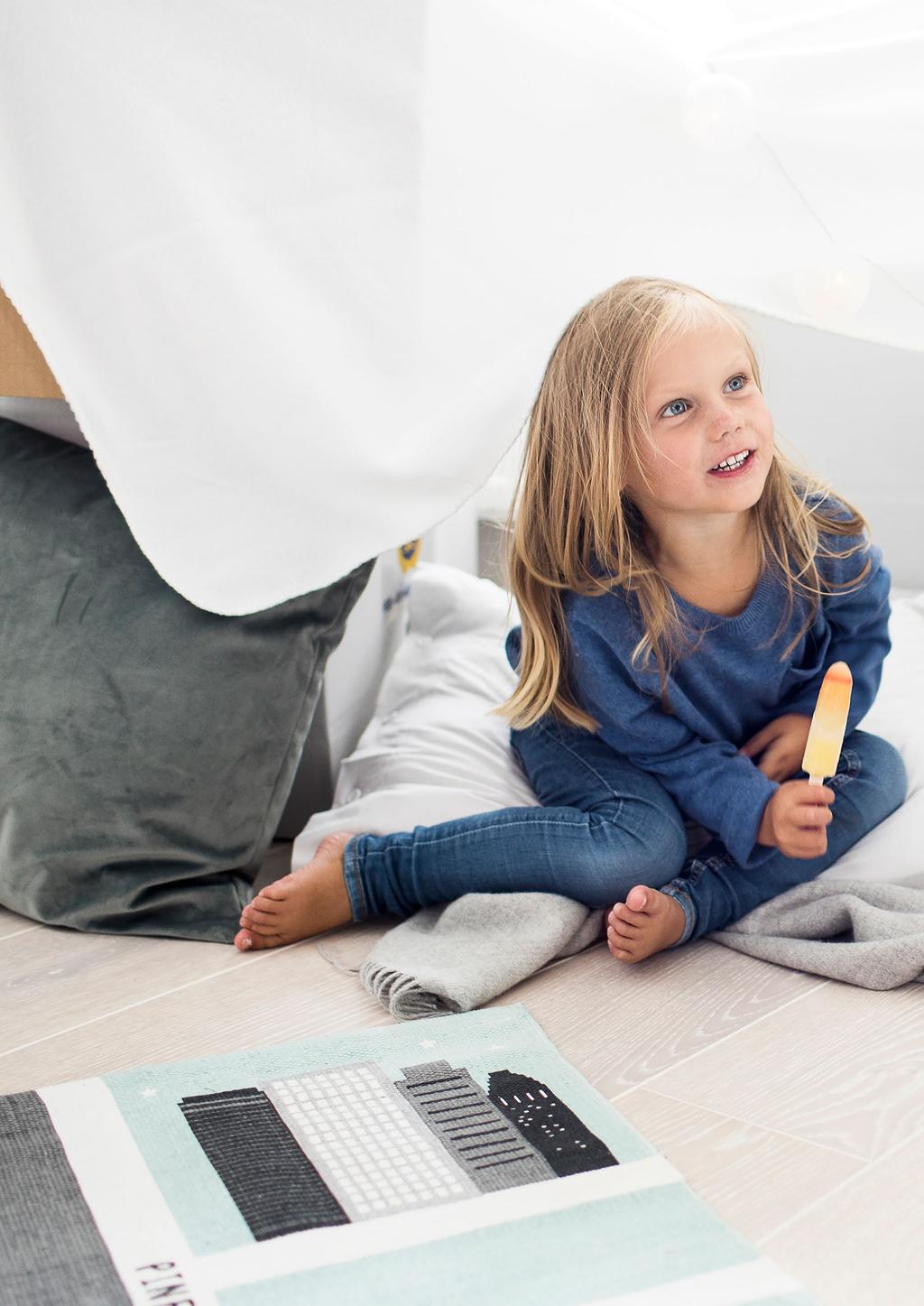 INNEHÅLL i korthet.... 3 Ordförande & vd... 4 Årets höjdpunkter... 6 Fastighetsbestånd... 10 Styrelse... 12 Ledning.