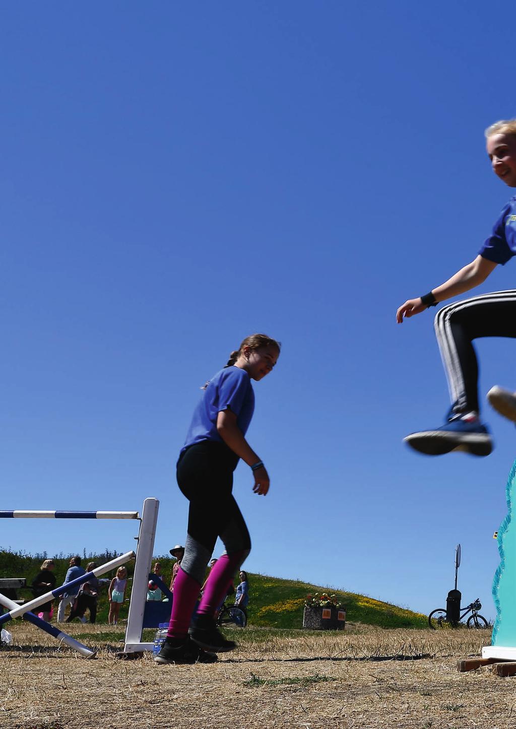 Fysisk aktivitet och idrott gynnar alla Det bästa och mest kostnadseffektiva sättet att få fler att må bättre är att fler deltar i idrott och fysisk aktivitet.