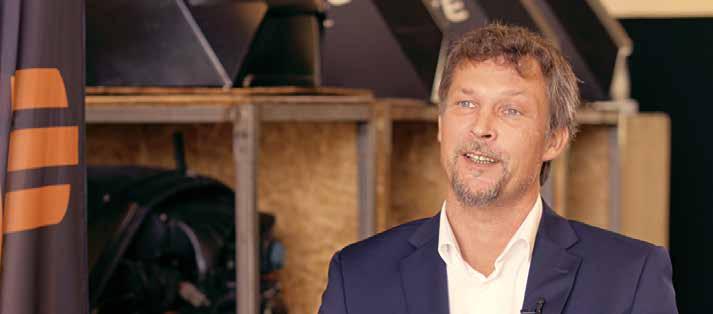 VD HAR ORDET Andreas Blomdahl VD, Cimco Marine AB (publ) Utombordsmotorn uppfanns av norskfödde Ole Evinrude redan 1909 och utombordsmotorerna idag bär fortfarande det mesta av Oles ursprungliga