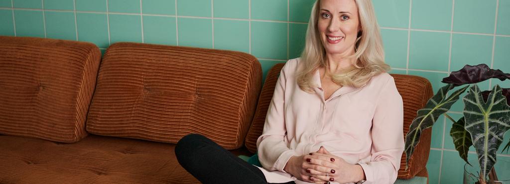 Sammanfattning Vi har i den här rapporten valt att prata om 12 år av skärmtid. Det är så länge vi använder våra mobiltelefoner under ett helt liv.