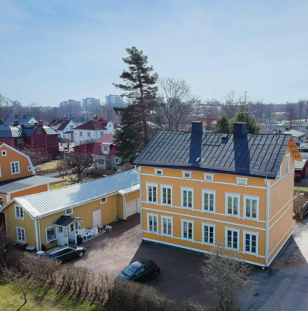 Innehåll 4 Förmedlingsuppdrag 5 Översikt 6 Sammanfattning 7 Investeringsaspekter 8 Marknaden 9
