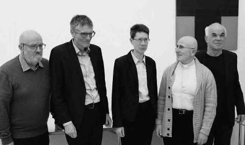 Regional Dekanatsforum Brücken baut man von zwei Seiten her An Ostern endet die Amtszeit von Bischof Vitus Huonder und die Frage der Nachfolge brennt unter den Nägeln.