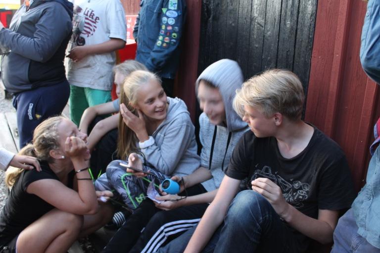 Dagens visdomsord Om du låter andras uppfattning om dig styra ditt beteende så kommer du aldrig att växa som person.